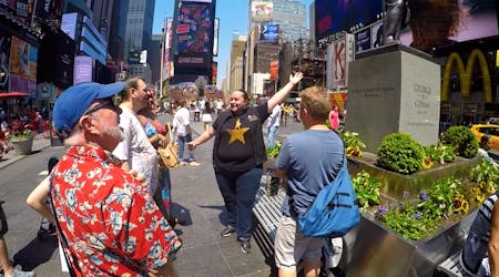 Broadway 2-hour musical theatre guided tour in New York